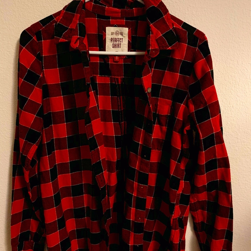 Red/Black Plaid Flannel by So.